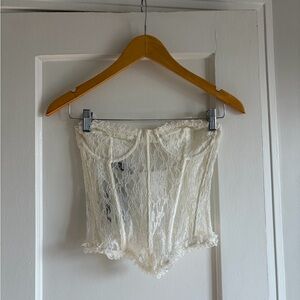 Lioness Cream Lace Crop Top